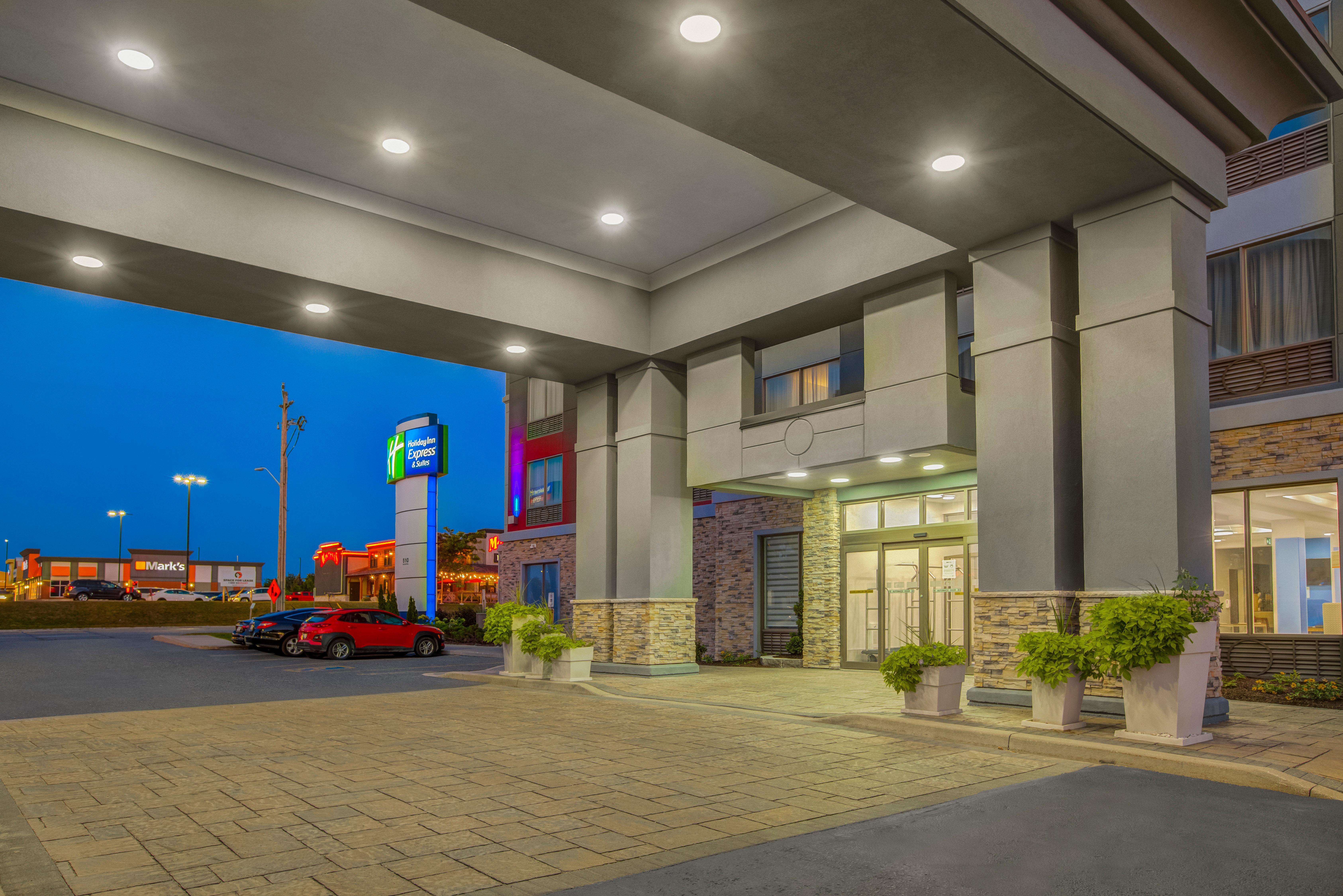 Holiday Inn Express & Suites - Woodstock, On Canada Exterior foto